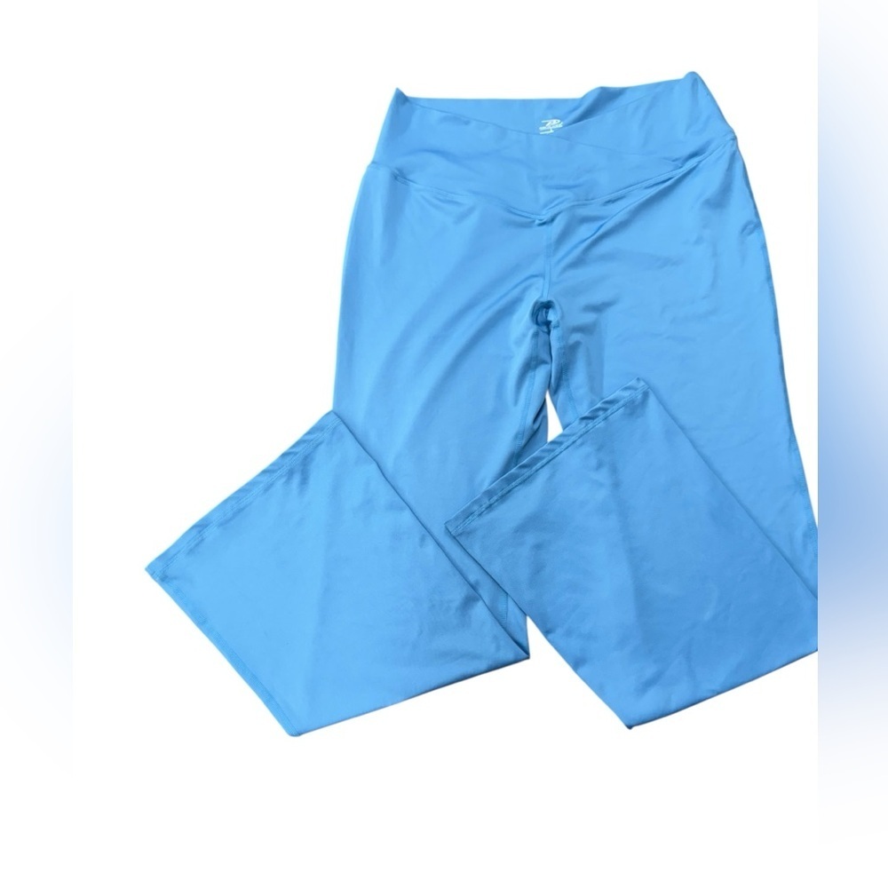 Women’s Pro Player Light Blue Active Leggings with wide legs Size large